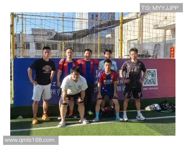 张秀英的足球生涯回顾与展望：从绿茵场到人生哲学的对话