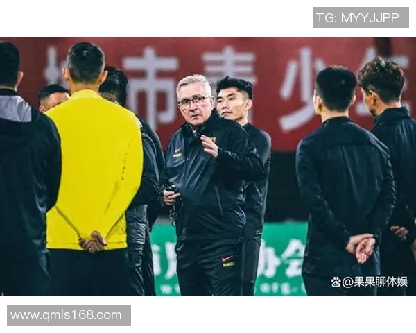 成都篮球队配合变革引发热议球迷热议战术创新与团队协作新模式 成都篮球队配合变革引发热议球迷热议战术创新与团队协作新模式