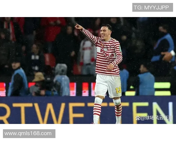 足球明星咔咔视频带你领略球场风云与明星背后的故事 足球明星咔咔视频带你领略球场风云与明星背后的故事