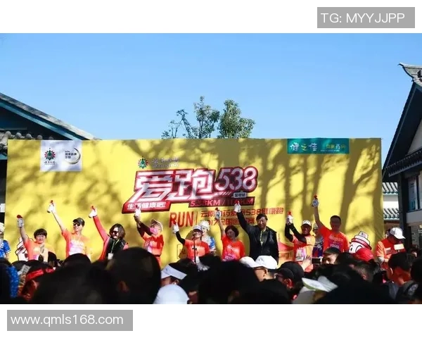 足球明星齐聚慈善比赛为爱奔跑共同传递温暖与希望 足球明星齐聚慈善比赛为爱奔跑共同传递温暖与希望